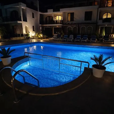 Beachfront With Pool View In Apartamento *