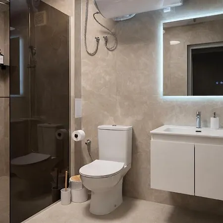 Apartamento Beachfront With Pool View In Sozopol